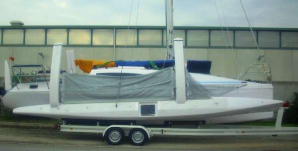 trimaran on trailer