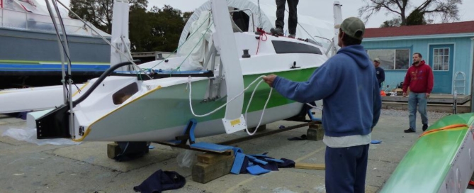 elivery-Assembly-corsair-760-sport-trimaran