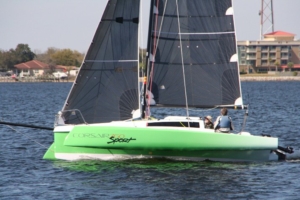 LAUNCHING-SAILING-CORSAIR-760-SPORT-TRIMARAN