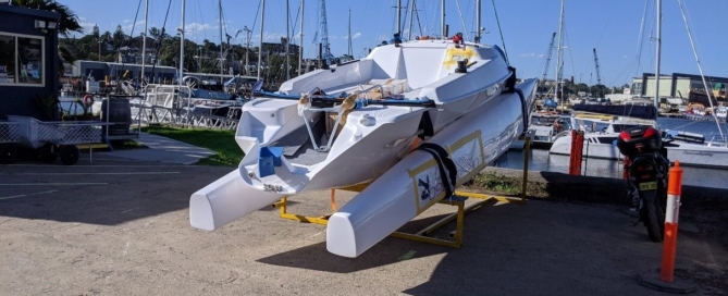 corsair-760-trimaran-loading-jigs