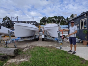 lifting-stand-corsair-760-trimaran