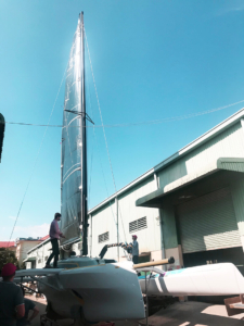 Corsair-880-trimaran-mast-up